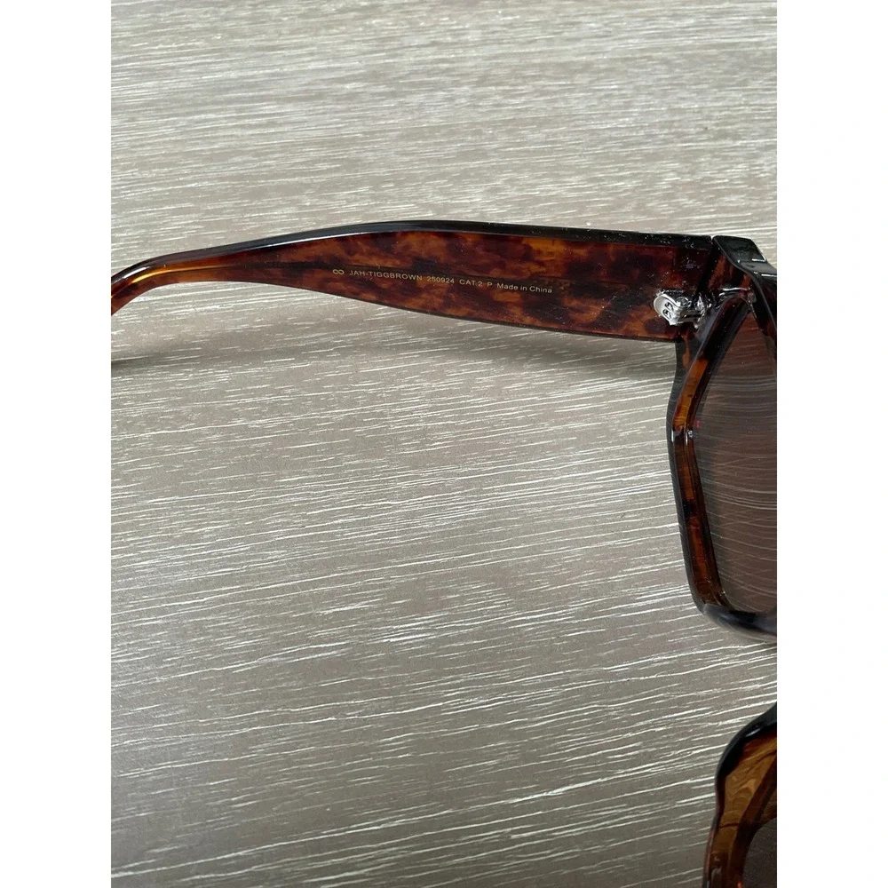 Meller Tigertown Sunglasses Brown Tortoise 54x15x145 New With Tags